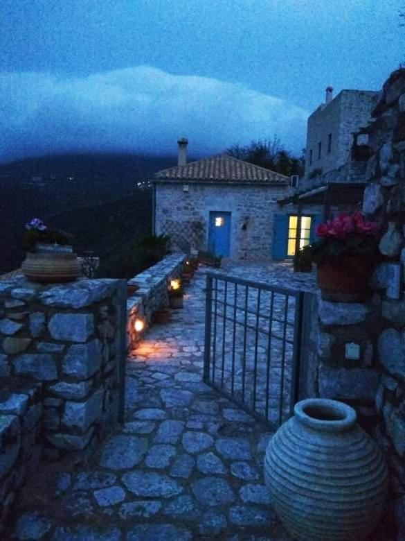 Villa Smaragda Limeni Exterior foto
