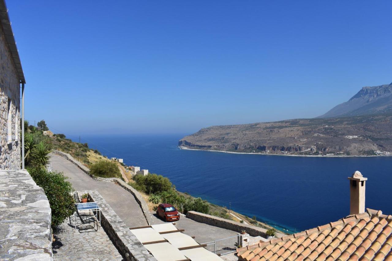 Villa Smaragda Limeni Exterior foto