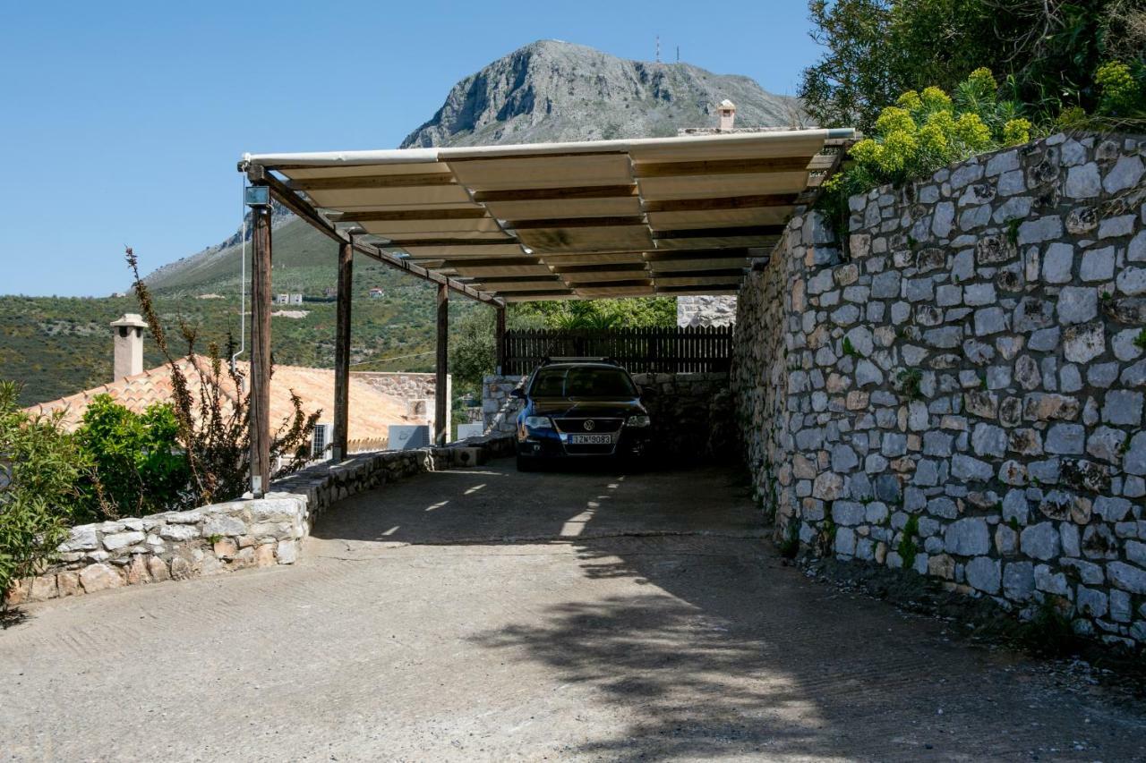 Villa Smaragda Limeni Exterior foto